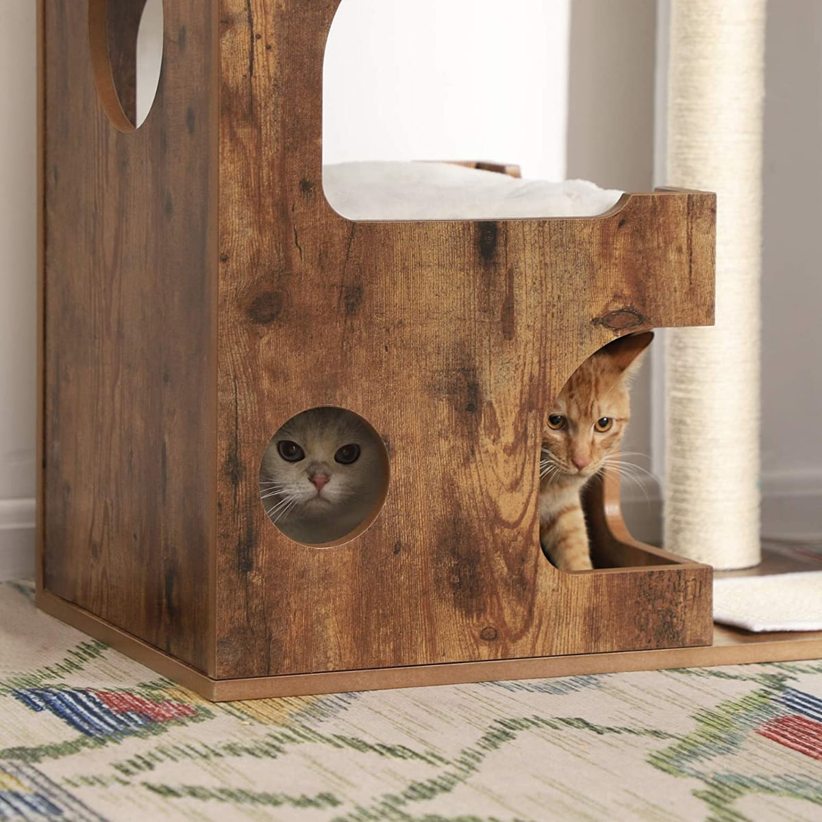 FEANDREA Cat Tree, Ansamblu de Joaca cu turn, pisici, S-M, maro și alb, 66 x 42 x 88 cm