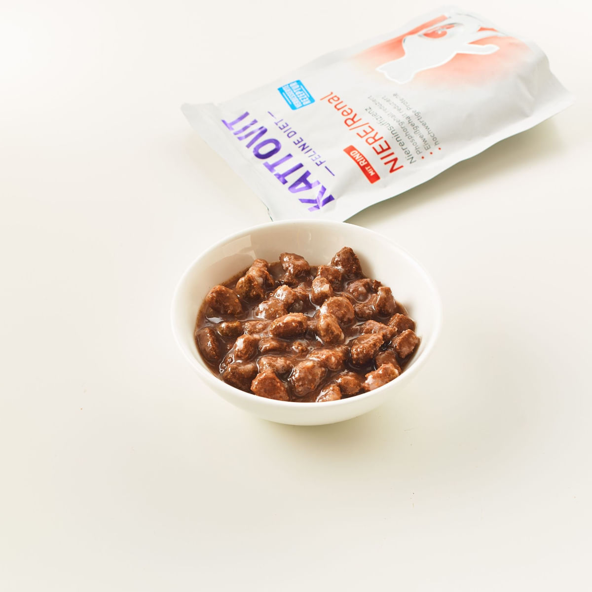 KATTOVIT Renal, Vită, dietă veterinară, plic hrană umedă pisici, sistem renal, (în sos), bax, 85g x 24buc - 3 | YEO