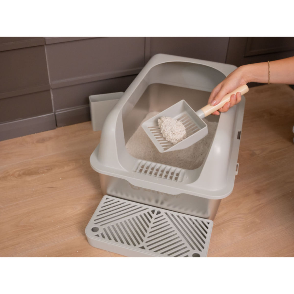 SHAW XL prag &amp; lopatica incluse, litieră pisici, cu ramă, auto-curățare, aplicație mobilă, gri, 60.8x40.8x29.3 cm