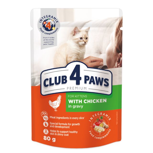 CLUB 4 PAWS, Pui, plic hrană umedă pisici, (în sos), 85g